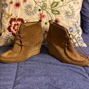 Brown Wedge Suede Lace-Up Shoes